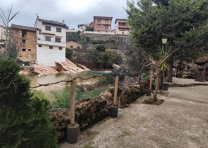 Estudio El Tosca Hostel Beceite